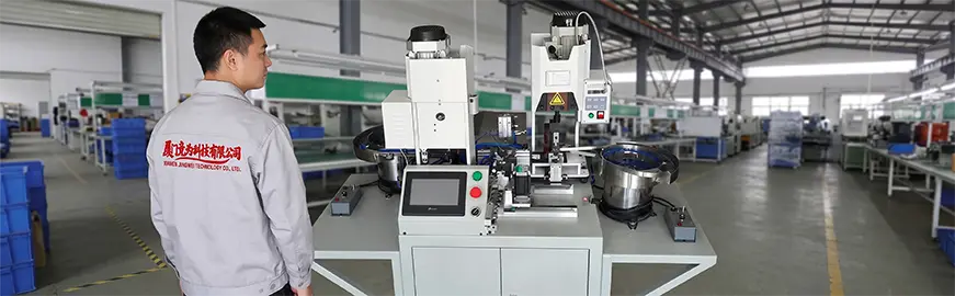 Máy chèn vỏ đầu nối hai đầu