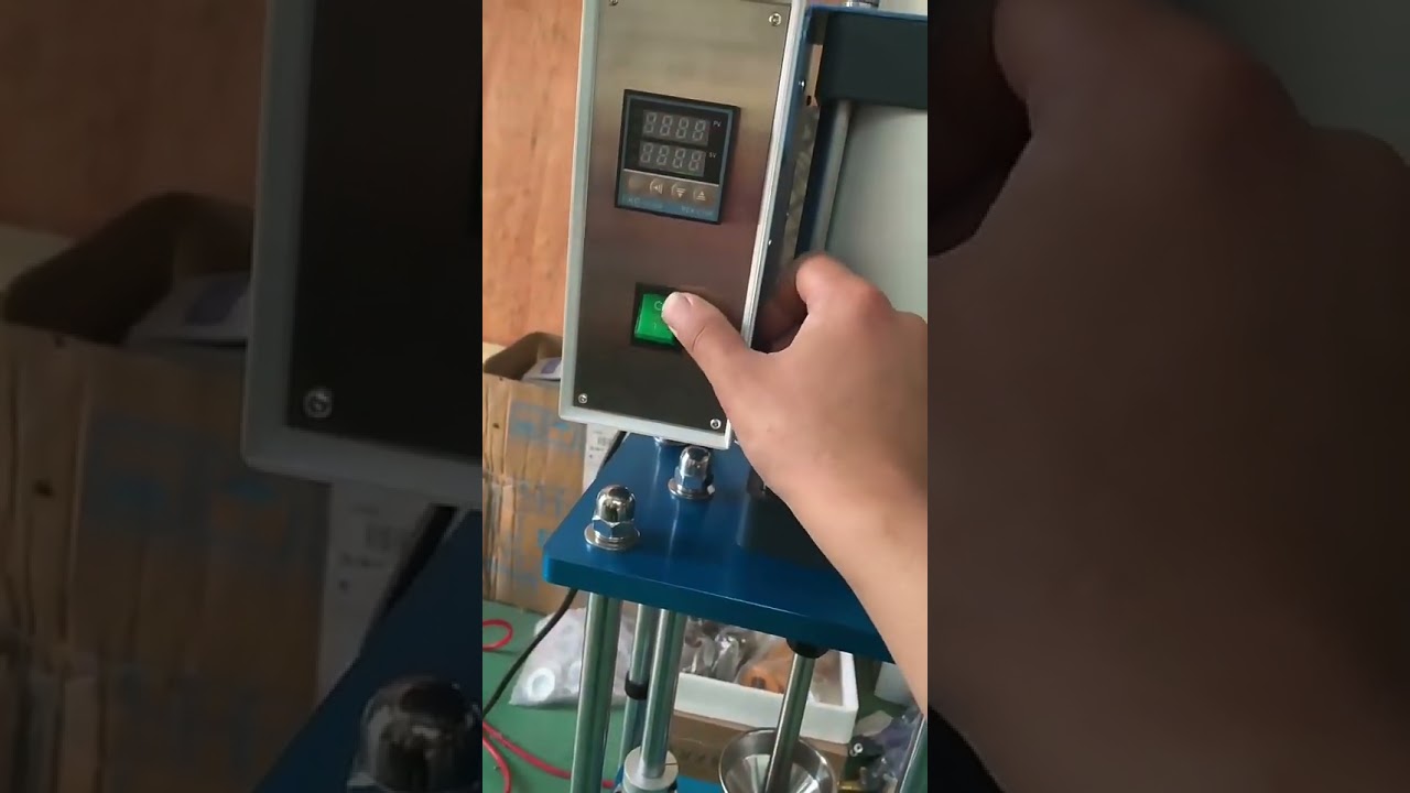 Mini Pneumatic Injection Machine - Desktop Vertical Molding for USB Charging Heads & Power Switch Plugs