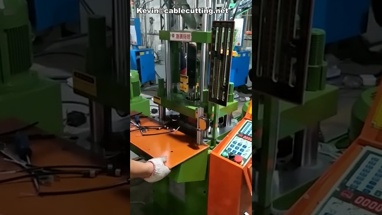 Máy Ép Nhựa PA66 Mini Để Bàn – Sản Xuất Phích Cắm Chống Nước & Đầu Nối Cáp Thủ Công
