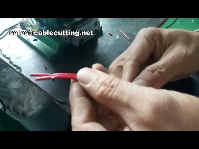 Máy Tuốt Dây Điện Kiểu Đứng Bán Tự Động - Máy Bóc Vỏ Dây Cáp Chạy Điện Hiệu Quả Cao