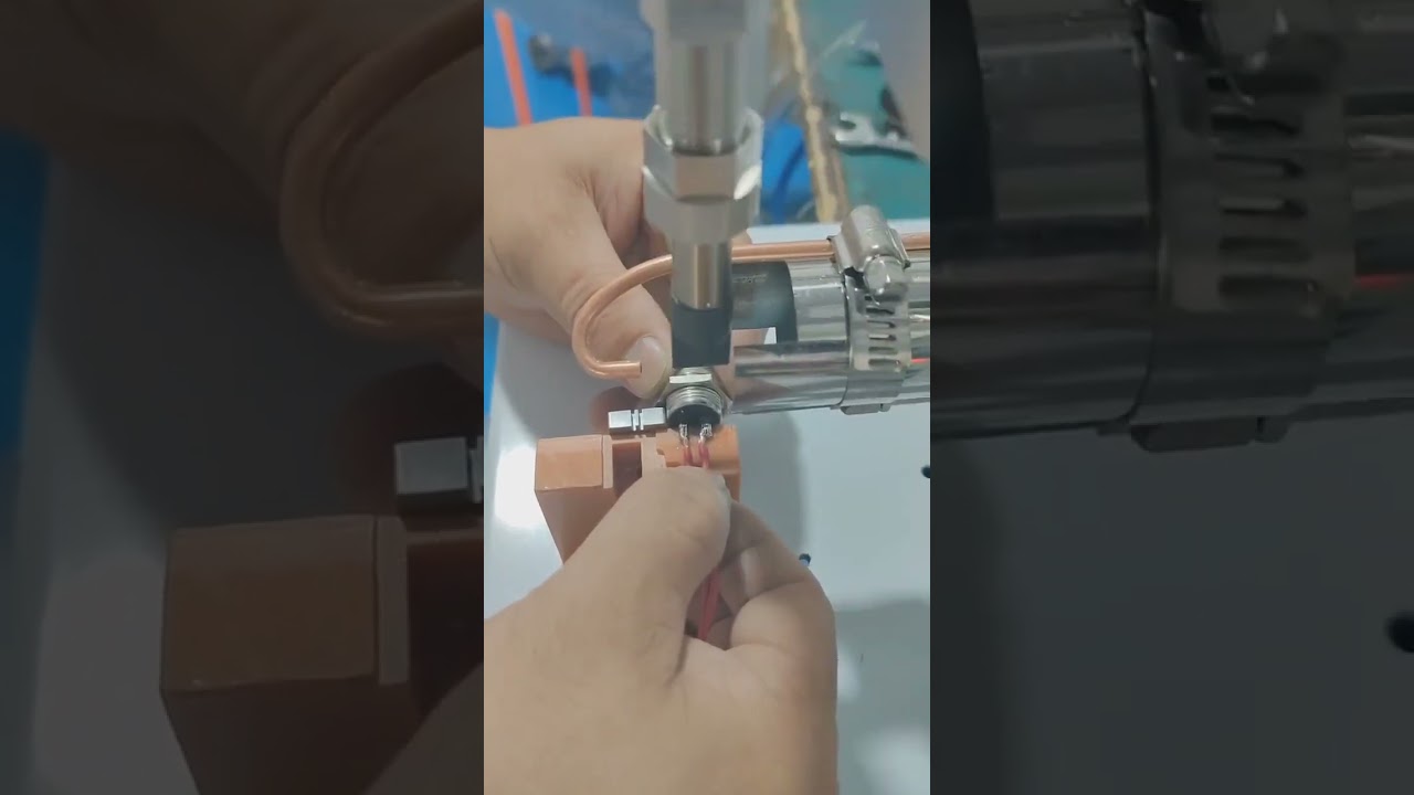Hàn Một Lần Hai Điểm Trên Đầu Nối Hàng Không - Máy Hàn Tự Động Chính Xác Cao | #machine #cablewirestrippingmachine #factory