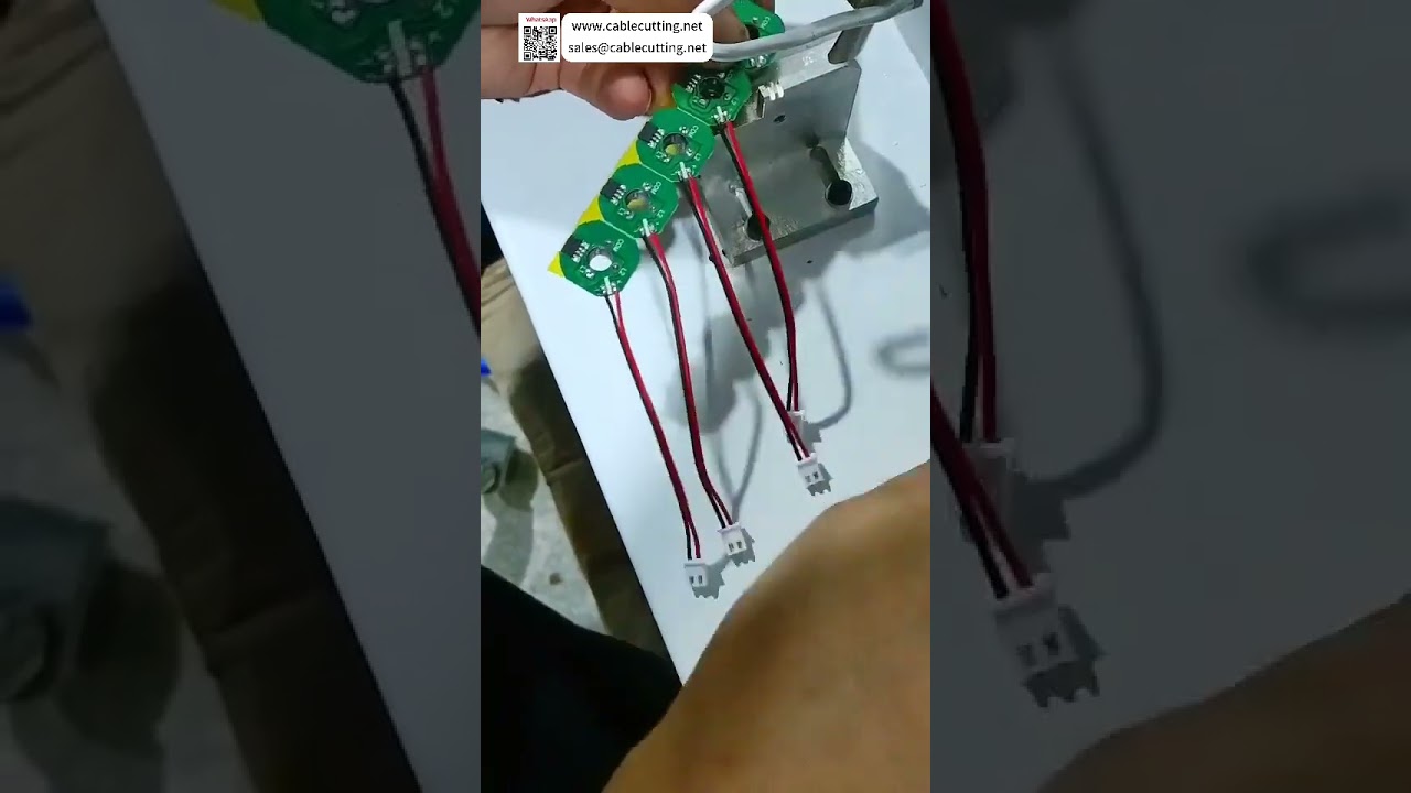 Máy hàn dây quạt nhỏ vào PCB | 800 sản phẩm/giờ, năng suất cao, chất lượng hàn vượt trội