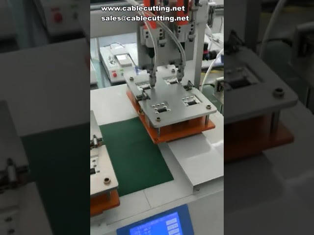 Máy phun keo UV kết hợp đóng rắn đồng thời - Bàn xoay kép tốc độ cao